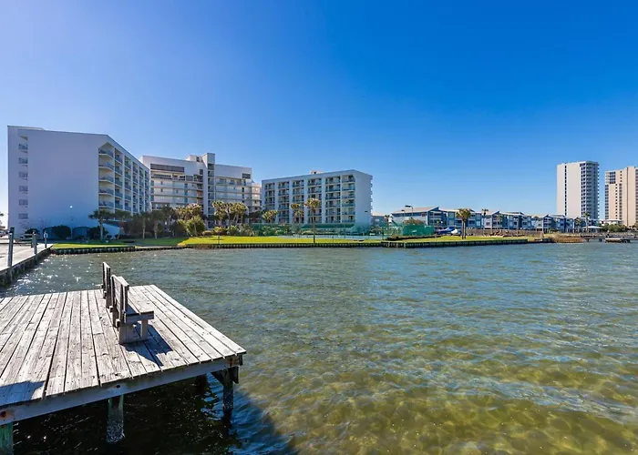 Surf & Racquet 703c * Gulf Shores