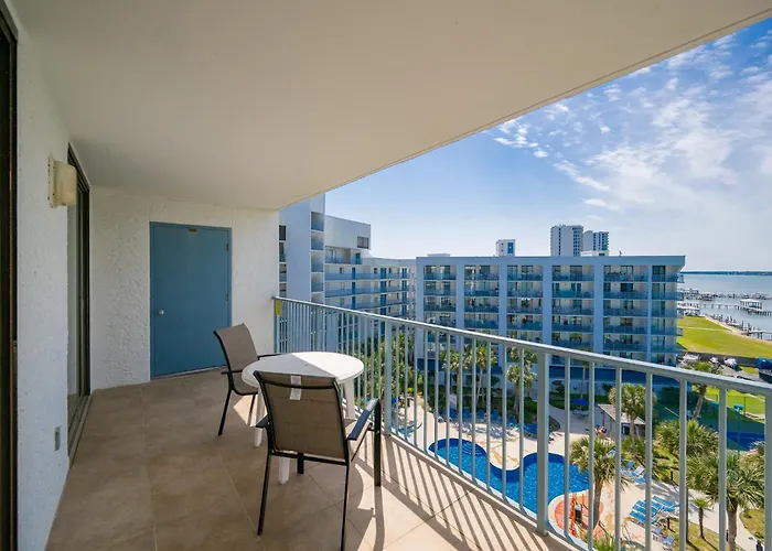 Surf & Racquet 703c * Gulf Shores