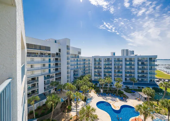 Apartment Surf & Racquet 703c *